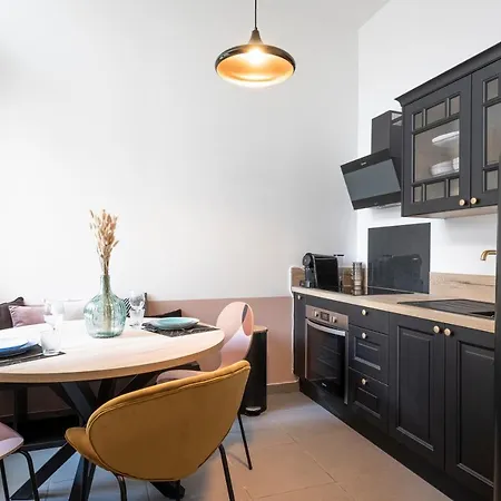 L'artiste ~ Proche Gare ~ Arrivee Autonome Appartement *